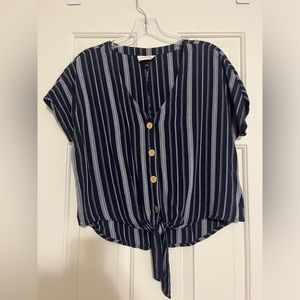 Universal Thread small crop top